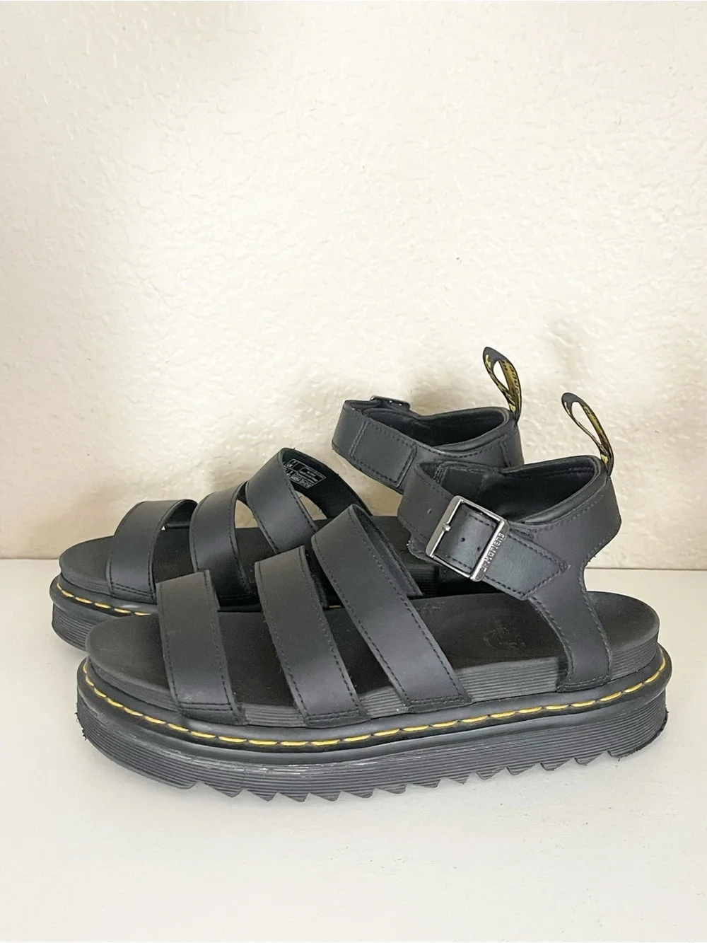 Dr. Martens classic dr